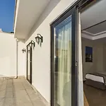 Viore Hotel