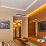 Viore Hotel