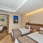 Viore Hotel 3*
