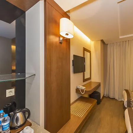 Hotel Viore 3*