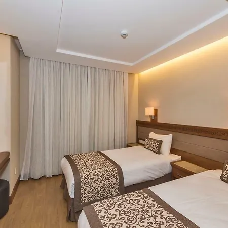 Viore Hotel 3*